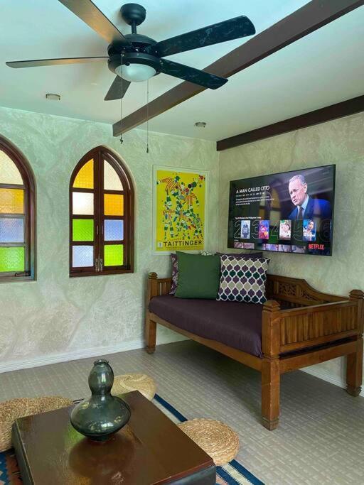 Casablanca Boracay 4 Bedroom Stn 1 With Private Pool *