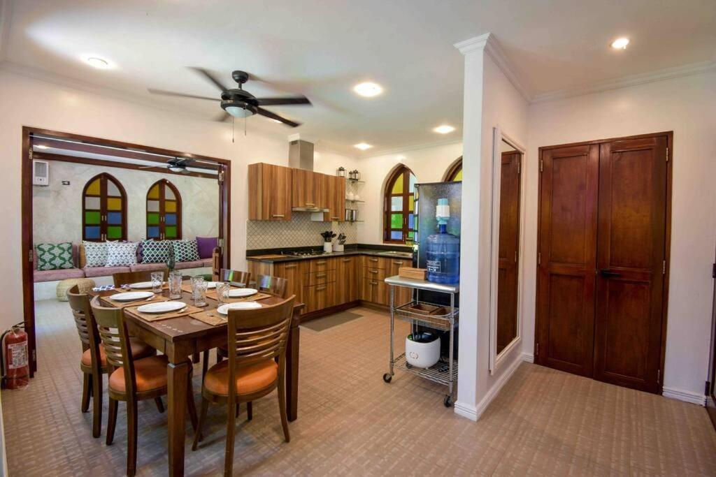 Apartment Casablanca Boracay 4 Bedroom Stn 1 With Private Pool