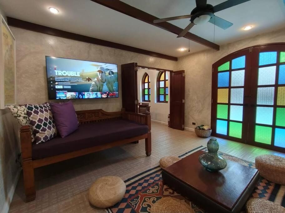 Casablanca Boracay 4 Bedroom Stn 1 With Private Pool Apartment